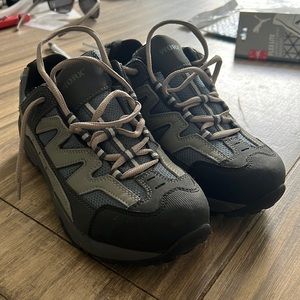 Womens steel toe work shoes